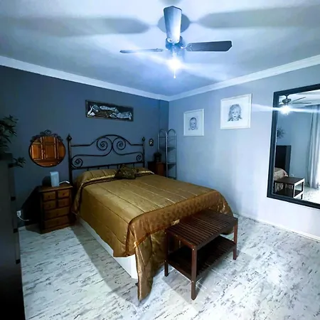 Casa La Tapita Апартаменты *